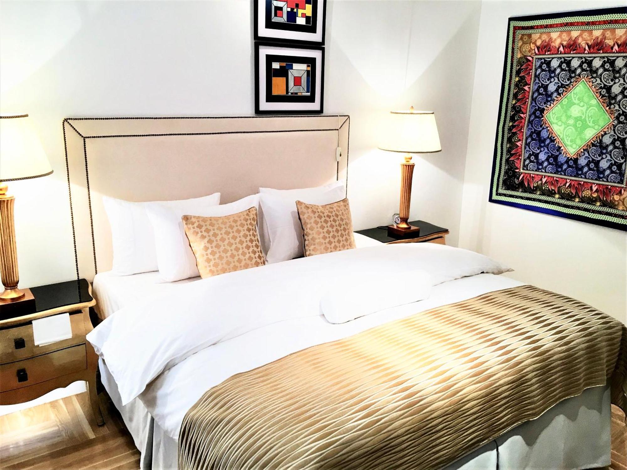 Mondrian Luxury Suites & Apartments Market Square I Warszawa Værelse billede